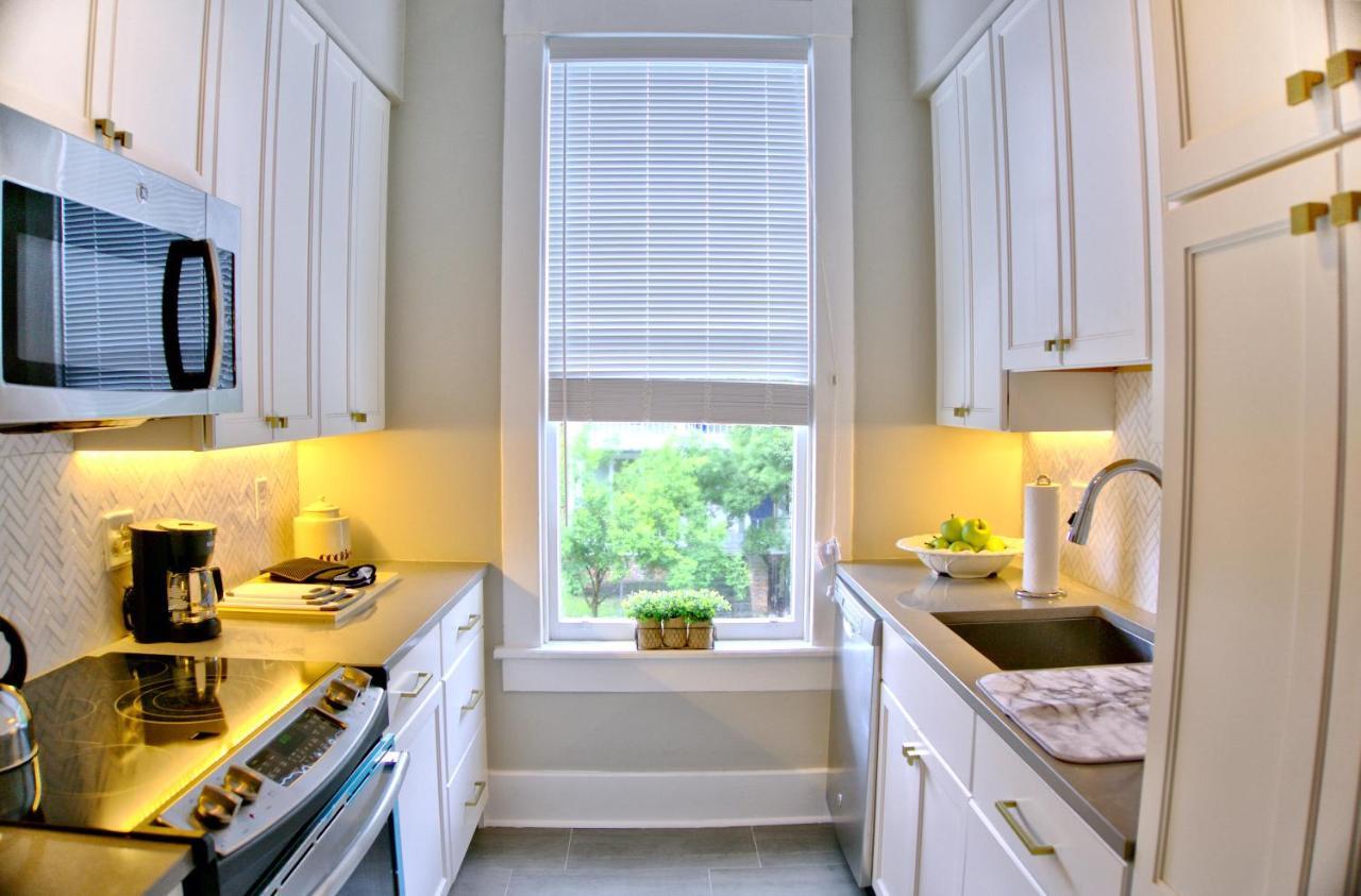 2 Bedroom Newly Renovated Townhome In Historic Savannah Luaran gambar
