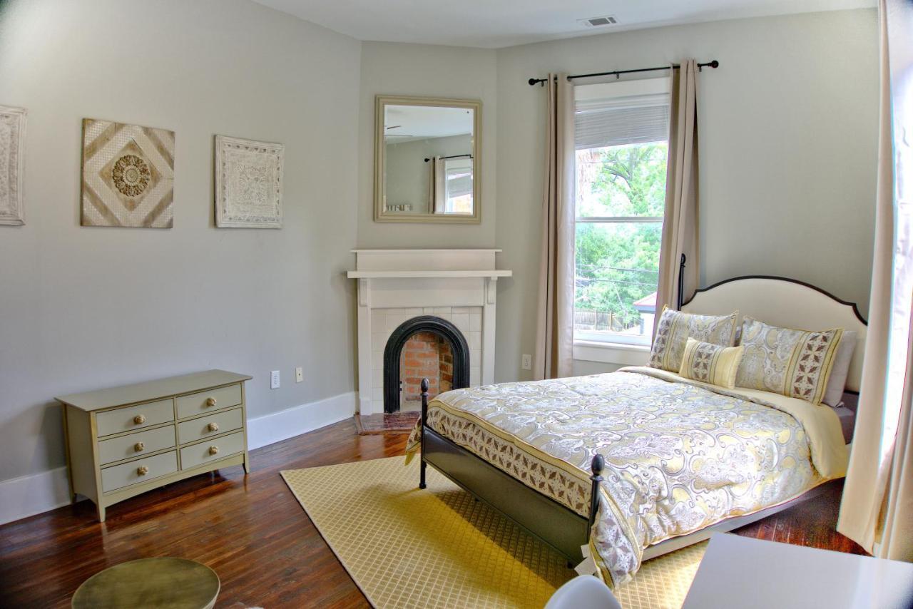 2 Bedroom Newly Renovated Townhome In Historic Savannah Luaran gambar