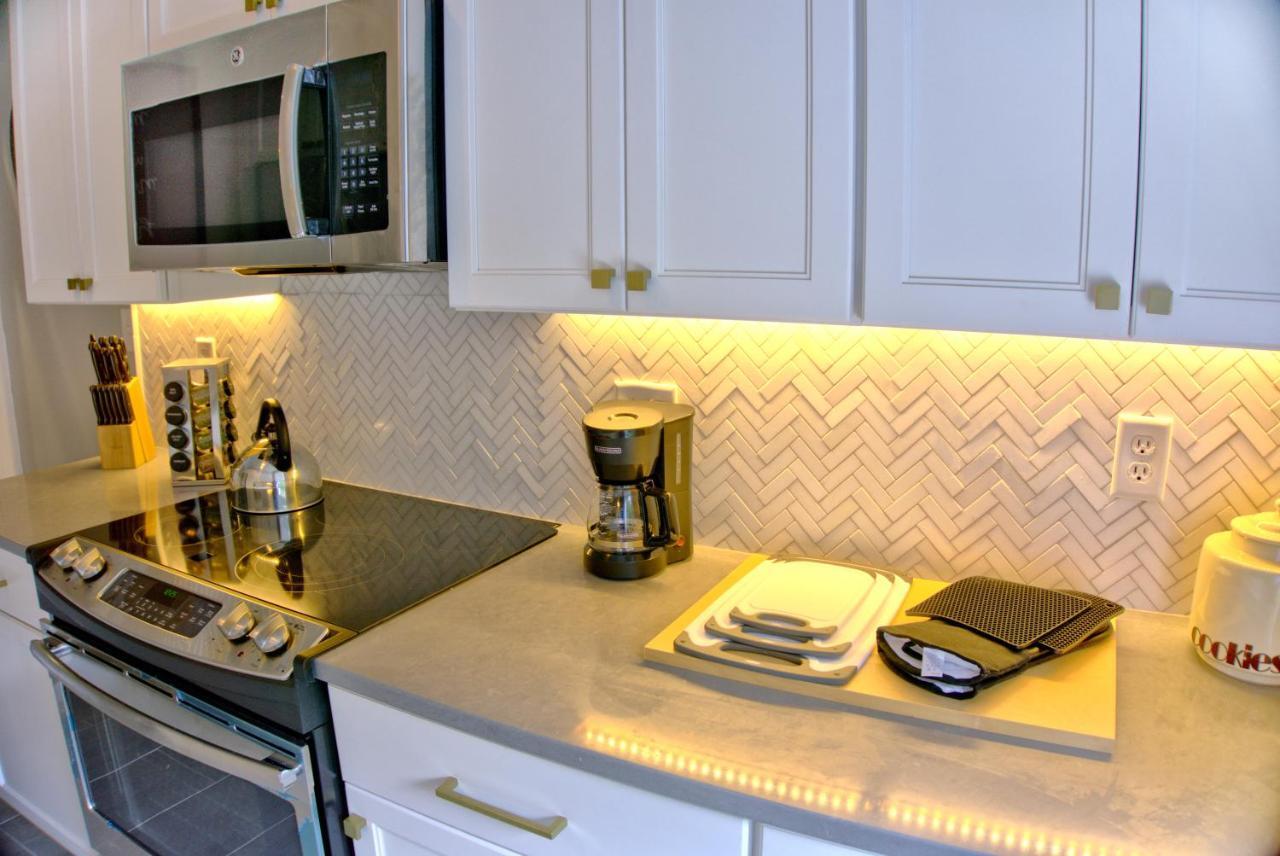 2 Bedroom Newly Renovated Townhome In Historic Savannah Luaran gambar